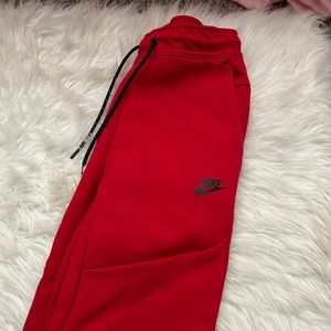 Nike tech men’s pants